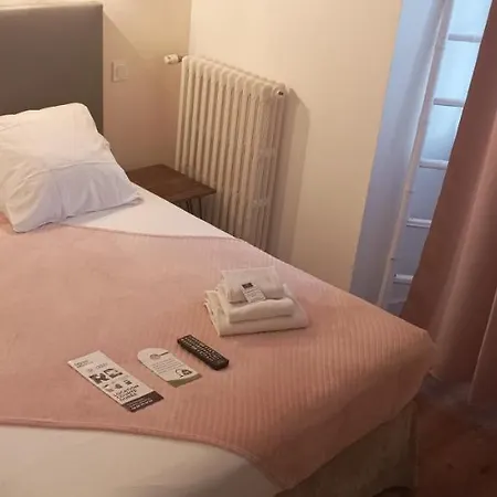Hotel Le Petit Billot 2*